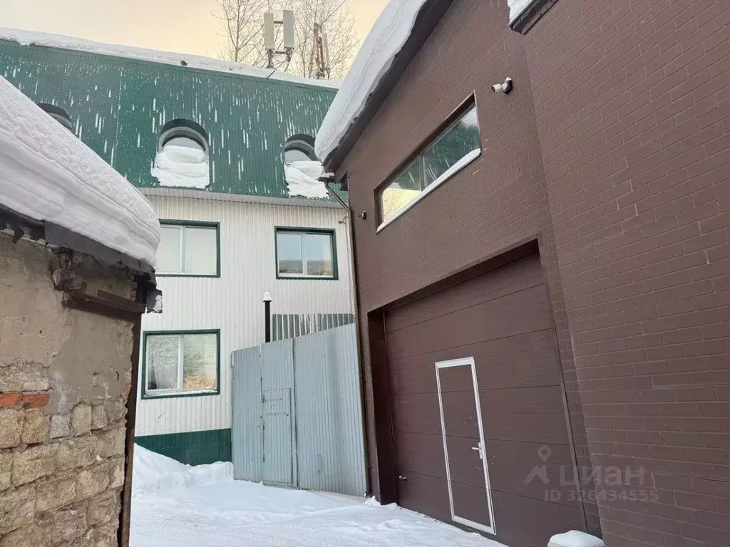 Помещение свободного назначения в Пермский край, Пермь бул. Гагарина, ... - Фото 1