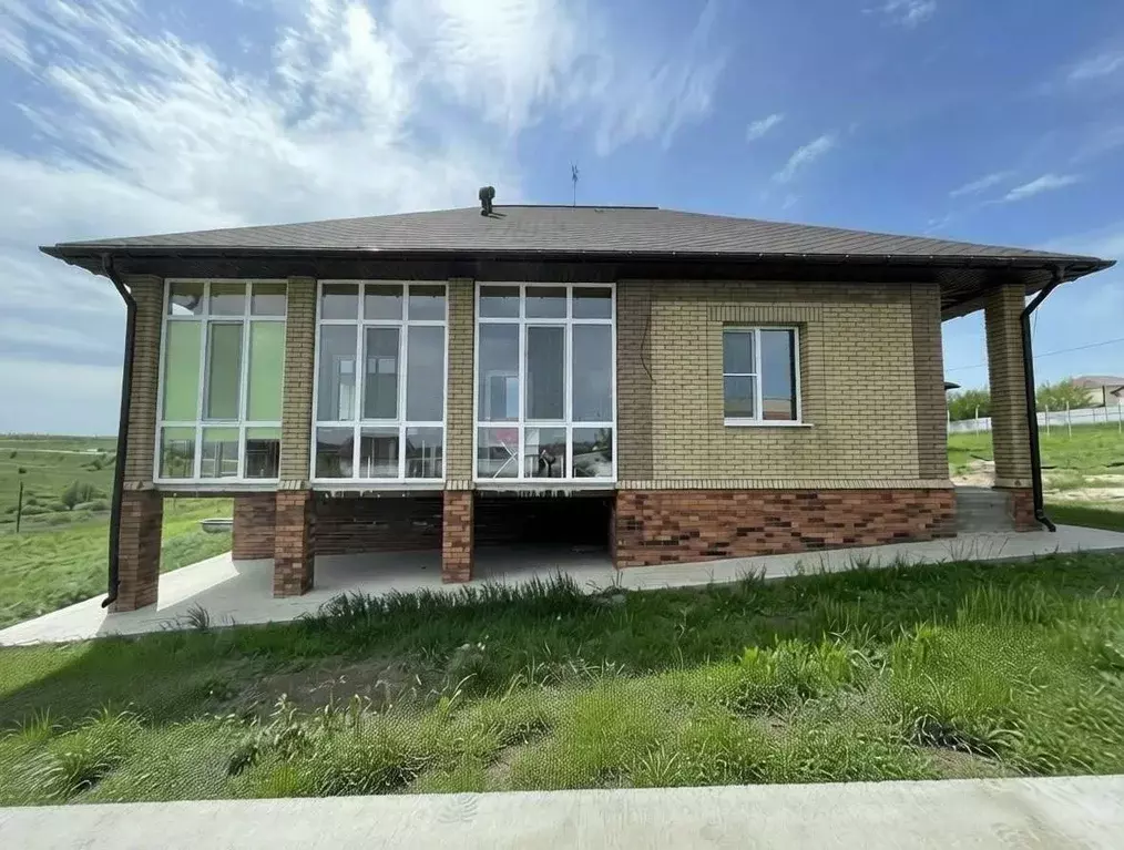 Дом в Белгородская область, Белгород Юго-Западный-2.2 мкр, ул. Никиты ... - Фото 1