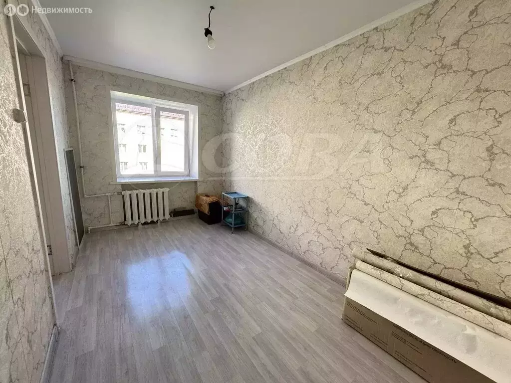 2-комнатная квартира: посёлок городского типа Боровский, Советская ... - Фото 0
