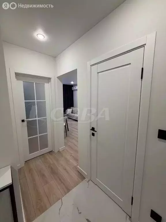 1-комнатная квартира: Тюмень, улица Николая Зелинского, 23/1 (39 м) - Фото 1