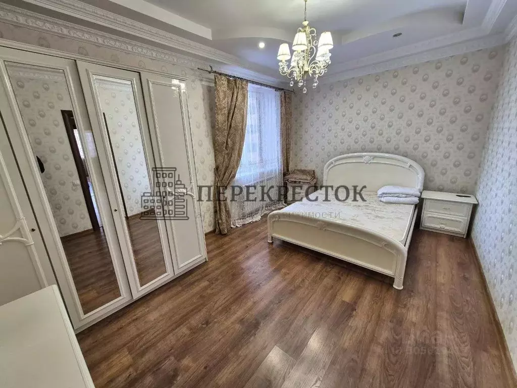 2-к кв. Калужская область, Калуга ул. Генерала Попова, 10 (72.0 м) - Фото 1