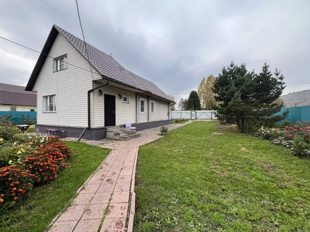 Дом в Кемеровская область, Калтан ул. Руставели, 20А (50 м) - Фото 1