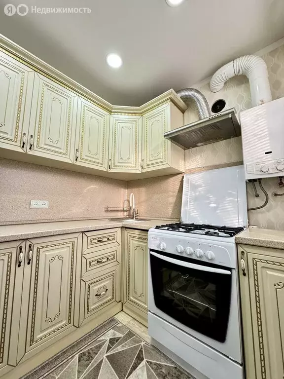 2-комнатная квартира: Саратов, Астраханская улица, 113/331 (41.7 м) - Фото 1