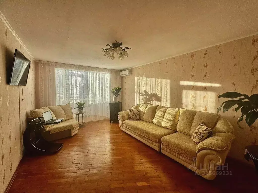 3-к кв. Севастополь ул. Астана Кесаева, 16 (74.5 м) - Фото 1