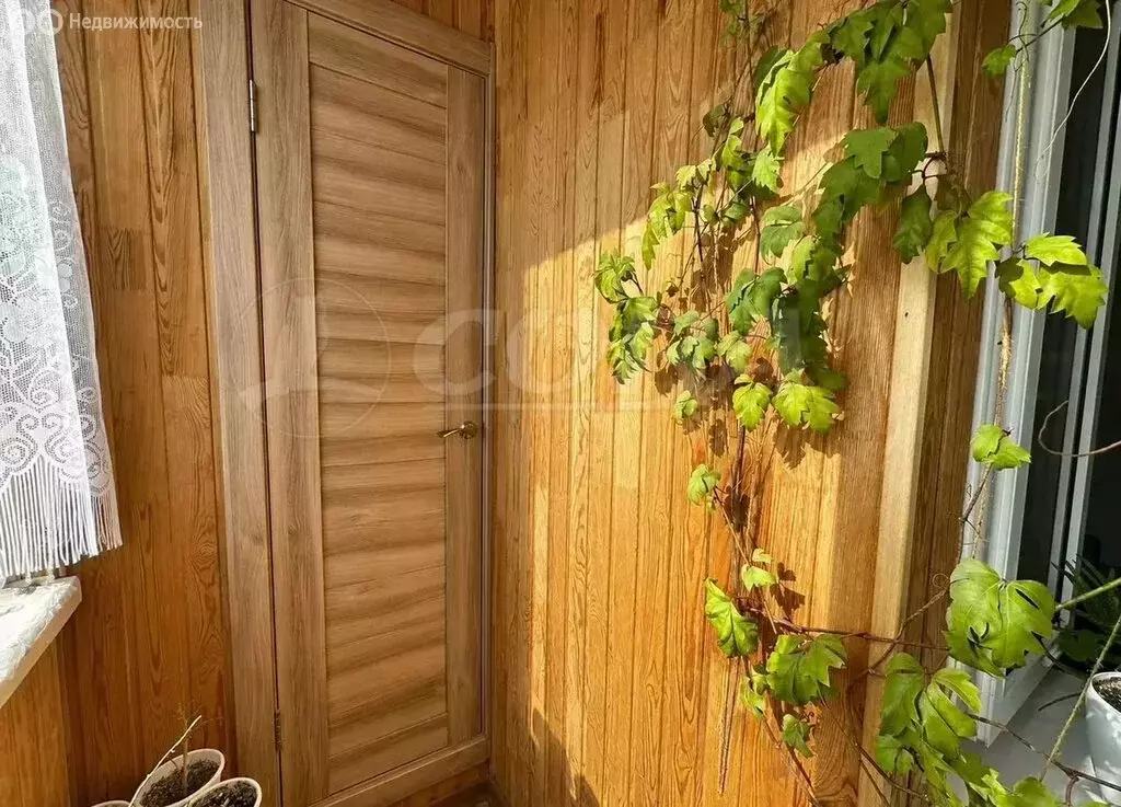 2-комнатная квартира: Тюмень, улица Мельникайте, 133 (50.2 м) - Фото 1
