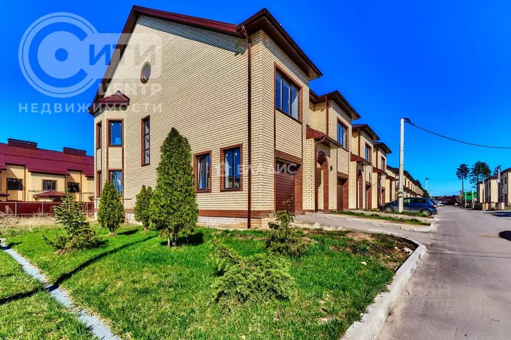 Таунхаус в Воронежская область, Рамонский район, Яменское с/пос, д. ... - Фото 1