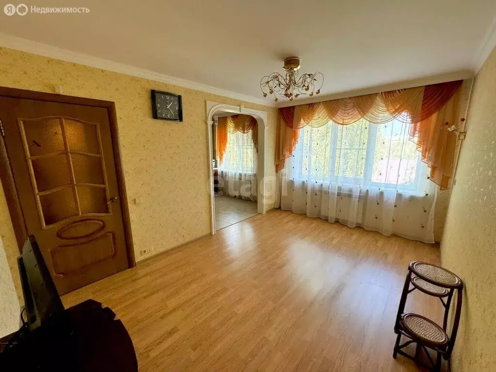 3-комнатная квартира: Саранск, улица Сущинского, 9 (64.1 м) - Фото 1