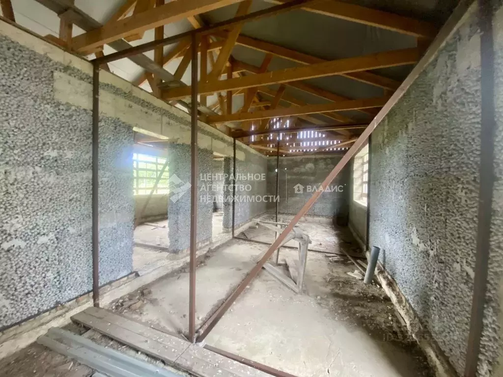 Дом в Рязанская область, Захаровский муниципальный округ, с. Альяшево ... - Фото 1