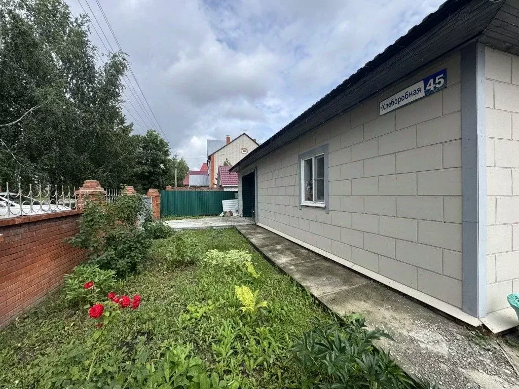 Дом в Алтайский край, Барнаул Хлеборобная ул., 45 (89 м) - Фото 1