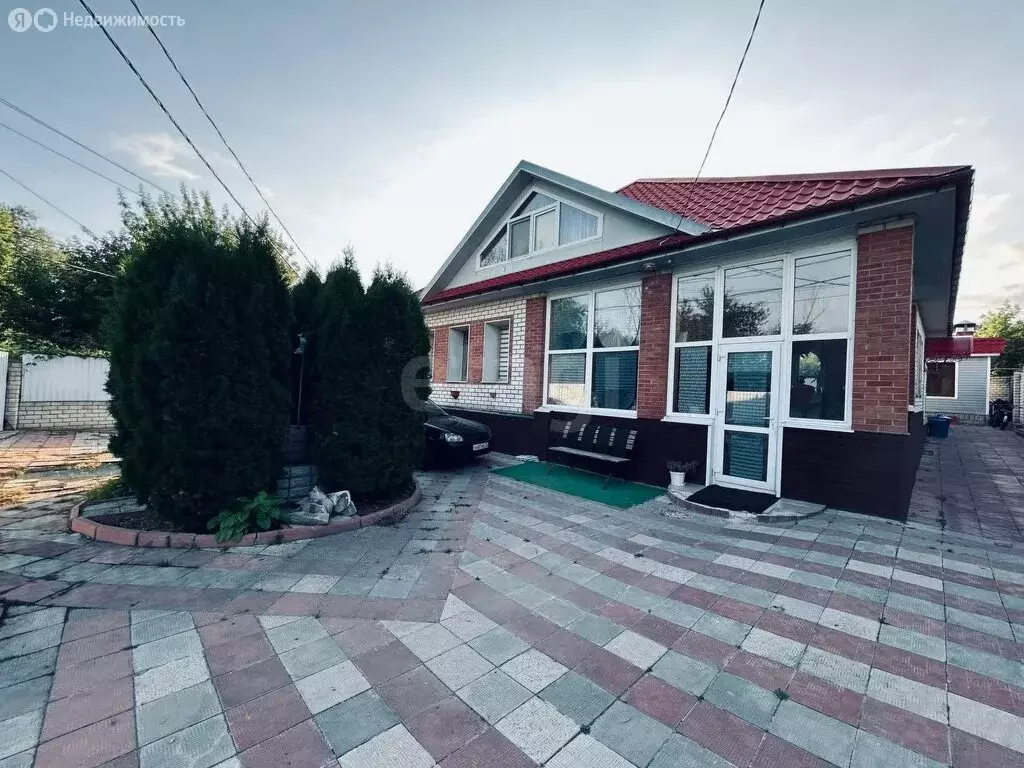 Дом в Сенгилей, Нижневыборная улица (200 м) - Фото 0