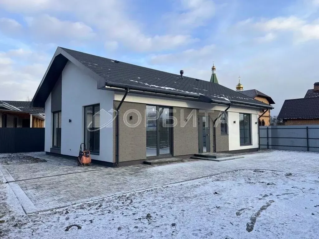 Дом в Тюменская область, Тюменский муниципальный округ, с. Перевалово ... - Фото 1