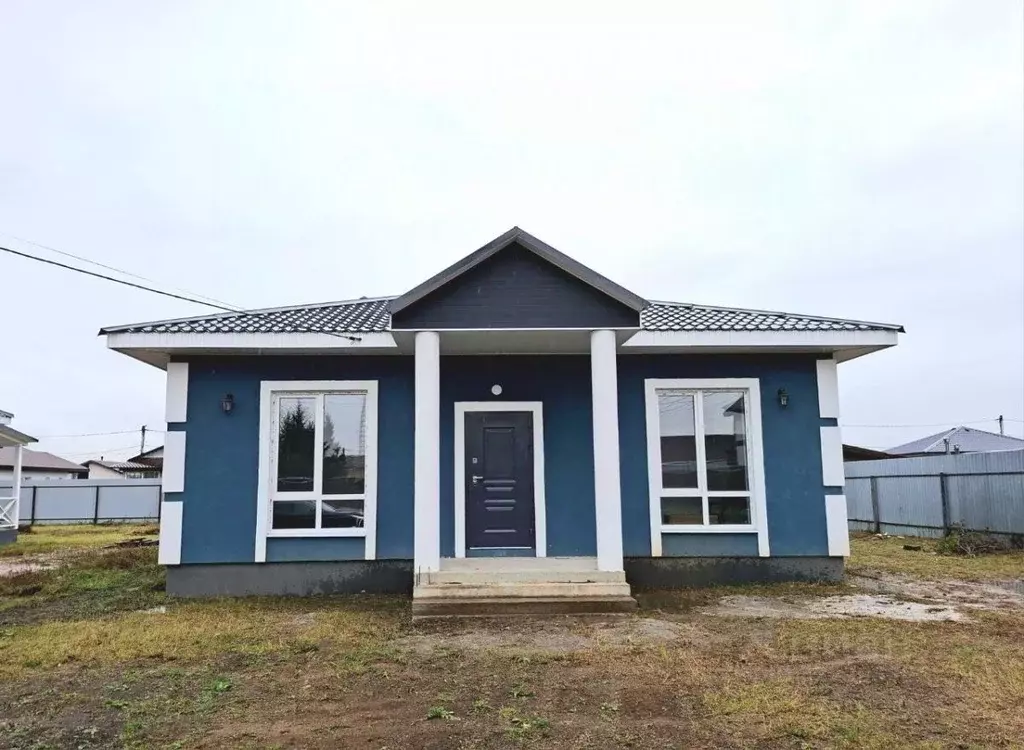 Дом в Свердловская область, Белоярский муниципальный округ, пос. ... - Фото 1