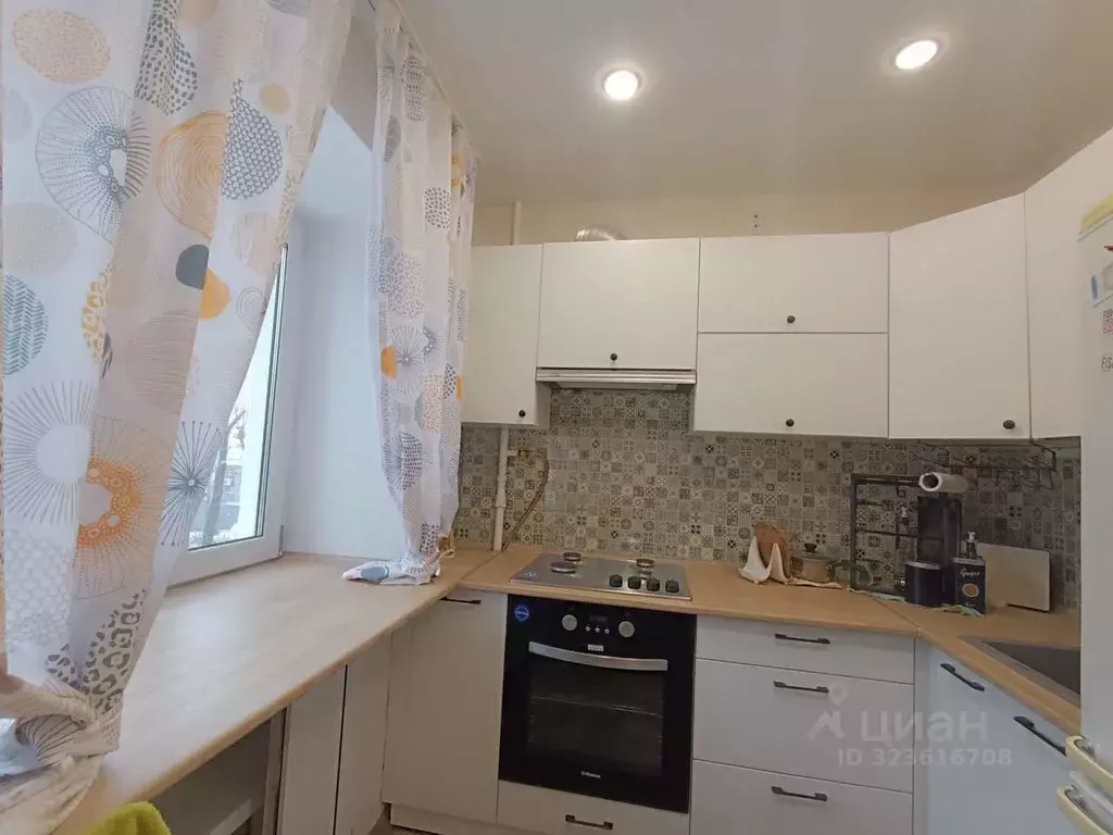 1-к кв. Свердловская область, Екатеринбург ул. Бабушкина, 18А (29.9 м) - Фото 1