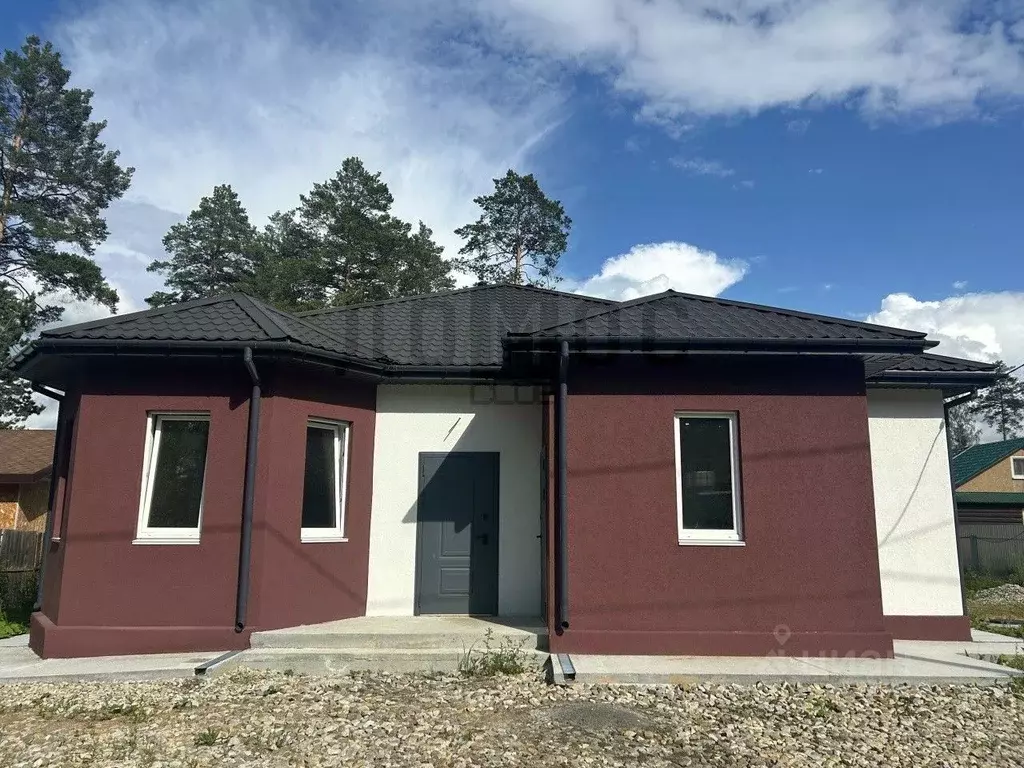 Коттедж в Свердловская область, Верхнее Дуброво пгт ул. Заречная (150 ... - Фото 1