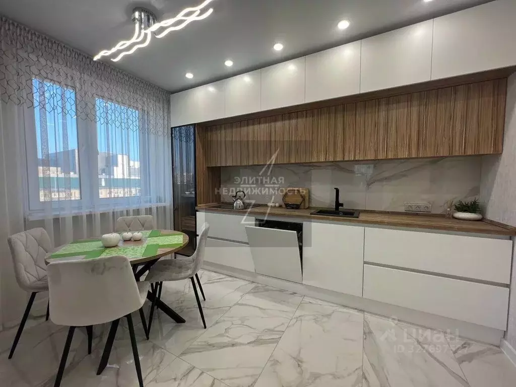 2-к кв. Татарстан, Казань Спартаковская ул., 84к1 (70.0 м) - Фото 1