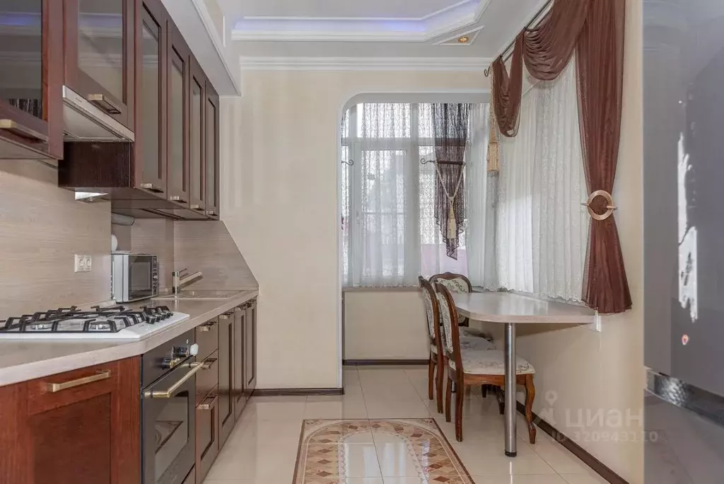 2-к кв. Краснодарский край, Геленджик ул. Левитана (74.0 м) - Фото 1