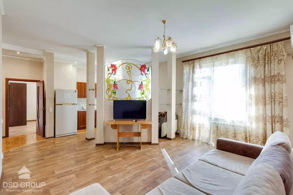 2-к кв. Хабаровский край, Хабаровск ул. Дзержинского, 64 (70.0 м) - Фото 1