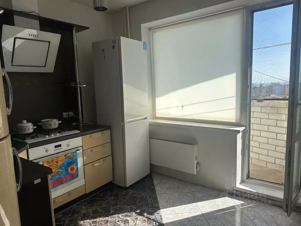 2-к кв. Саратовская область, Саратов Октябрьский мкр, 4-я линия, 20/35 ... - Фото 2