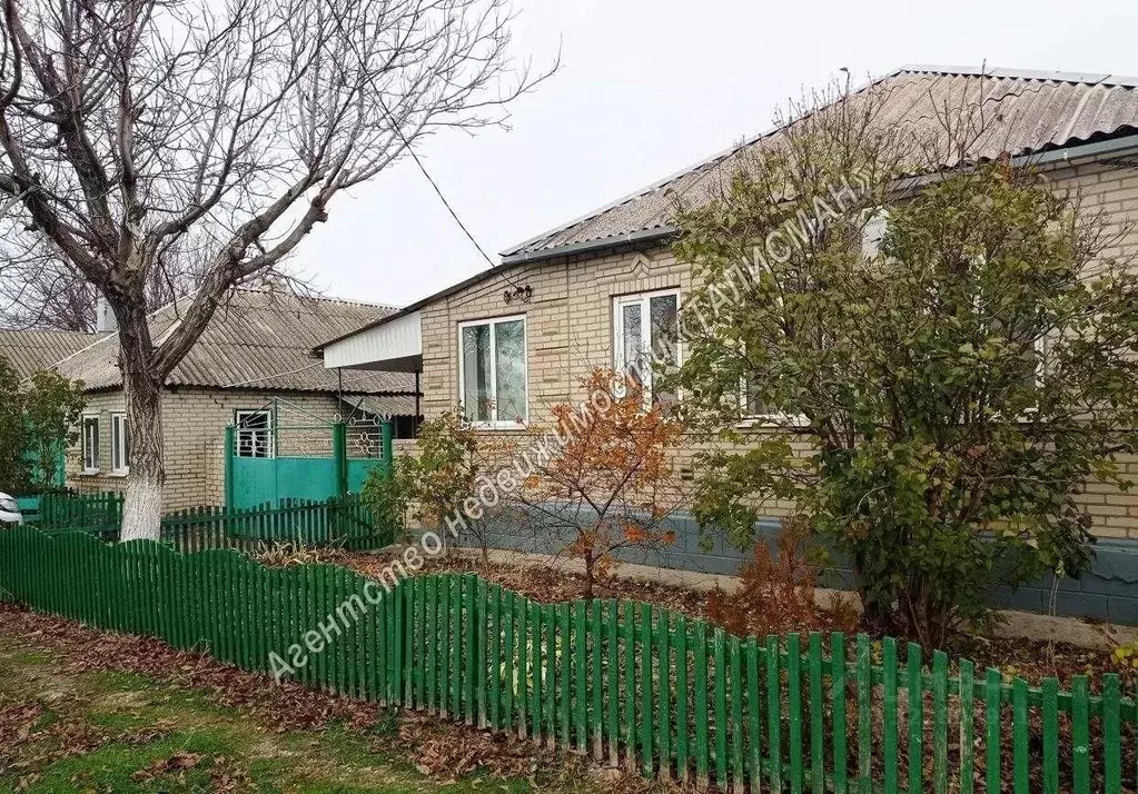 Дом в Ростовская область, Неклиновский район, с. Троицкое Мельничная ... - Фото 1