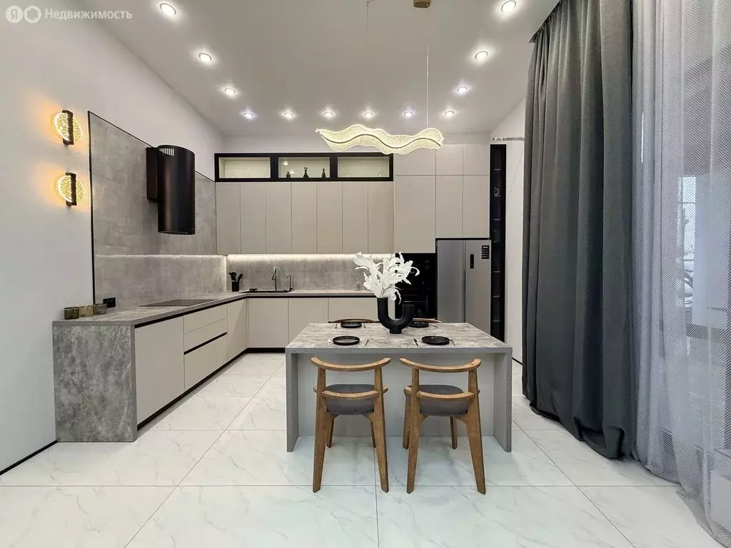 Дом в Нежинский сельсовет, СНТ Гвоздика, 248 (205 м) - Фото 1