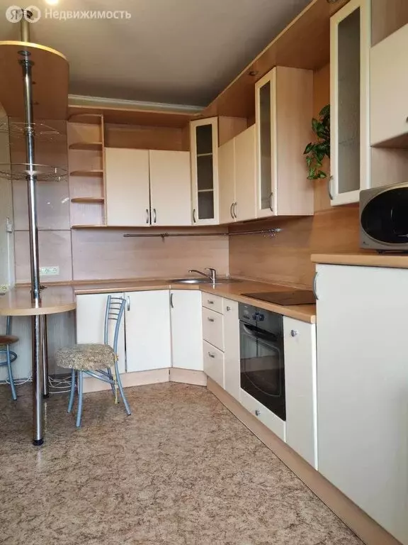 1-комнатная квартира: Тольятти, улица Толстого, 8 (42 м) - Фото 2