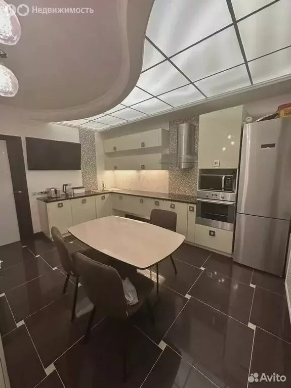 3-комнатная квартира: Тюмень, улица Демьяна Бедного, 83к1 (112.7 м) - Фото 1