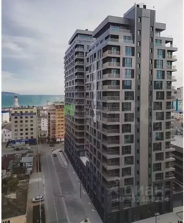 Гараж в Краснодарский край, Новороссийск ул. Исаева, 53 (15 м) - Фото 1