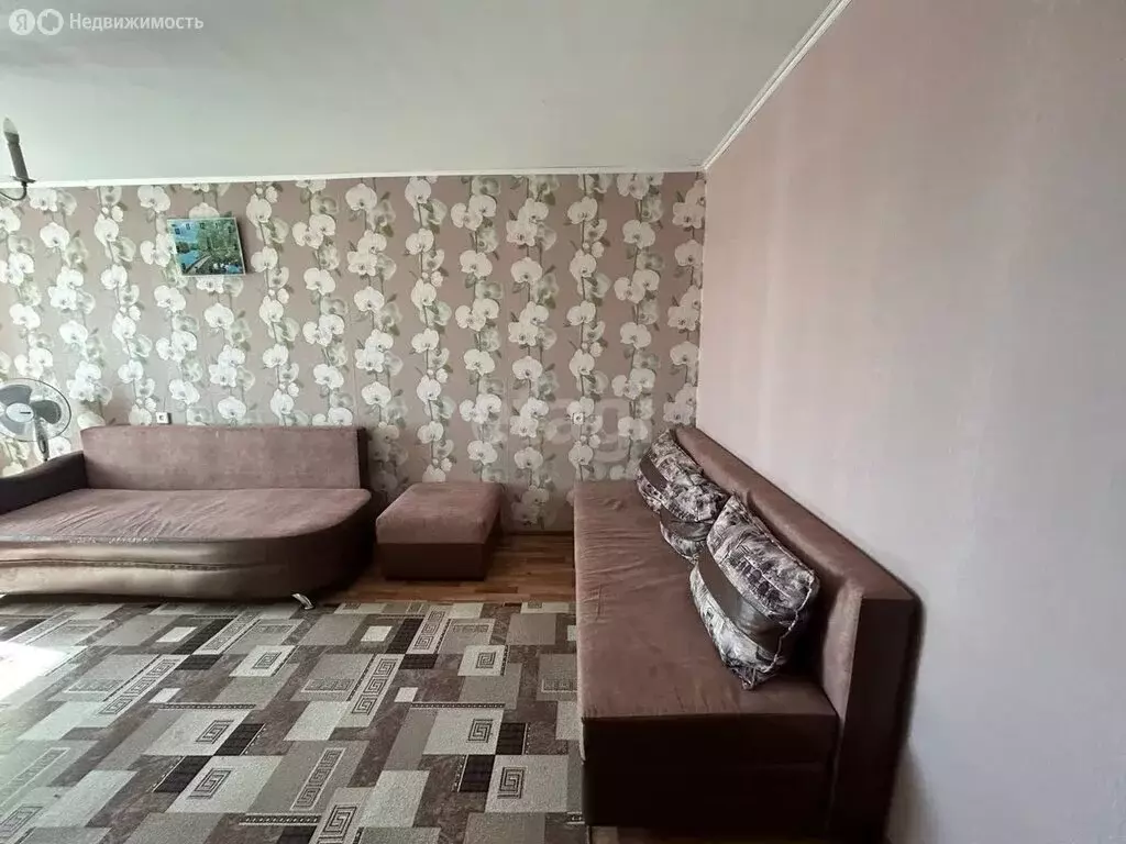 2-комнатная квартира: Тобольск, 8-й микрорайон, 8А (46 м) - Фото 1