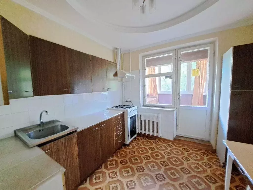 3-к кв. Ставропольский край, Железноводск ул. Карла Маркса (69.0 м) - Фото 0