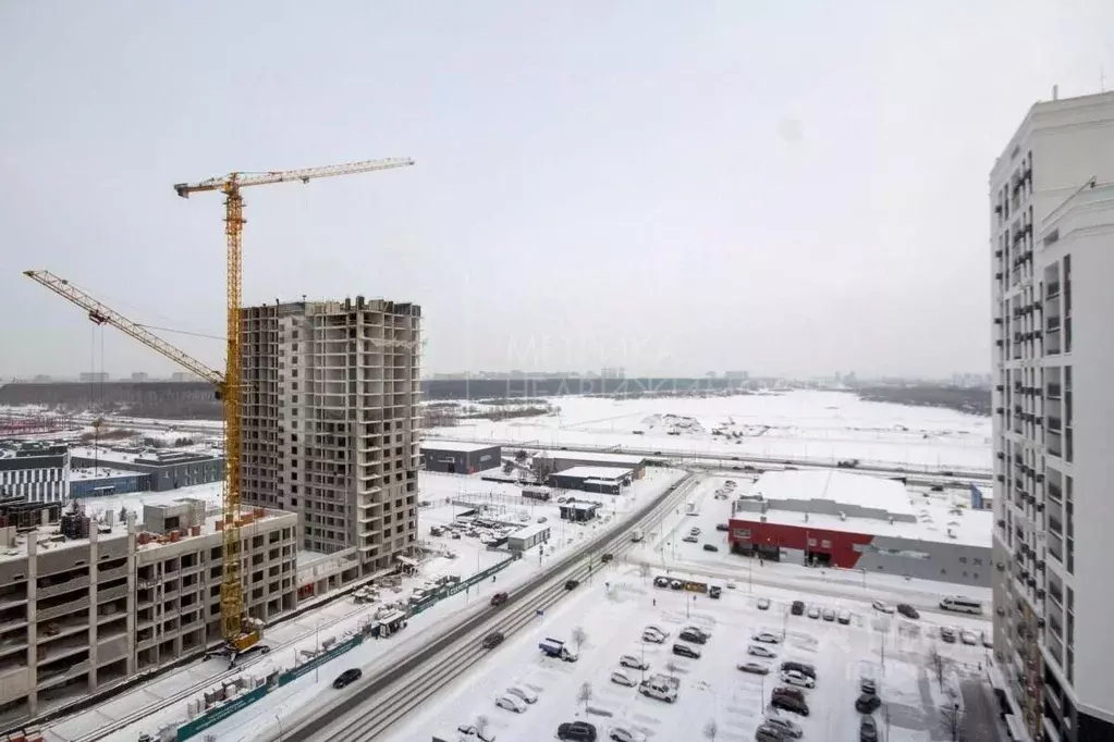 1-к кв. Тюменская область, Тюмень ул. Пожарных и Спасателей, 5 (40.0 ... - Фото 1