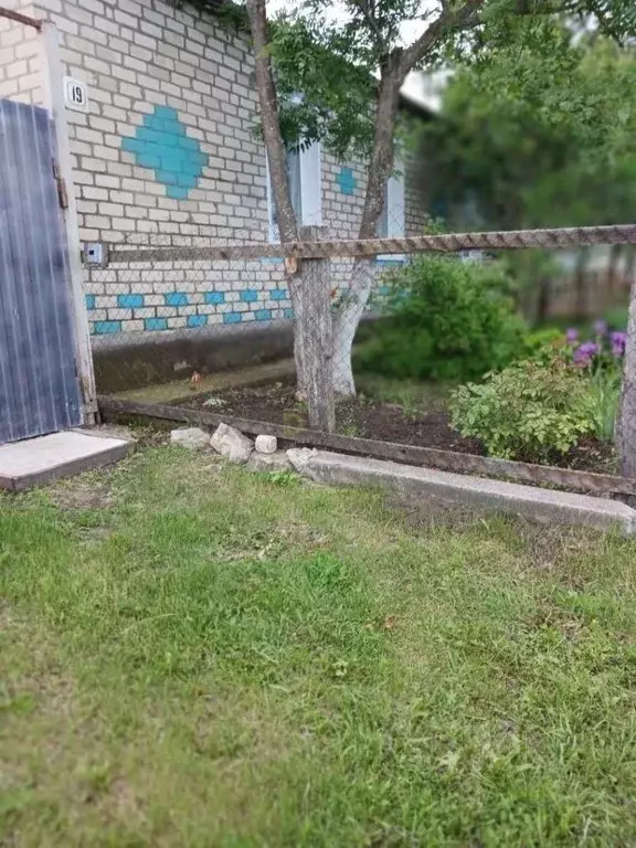 Дом в Саратовская область, Татищевский район, Ягодно-Полянское ... - Фото 2
