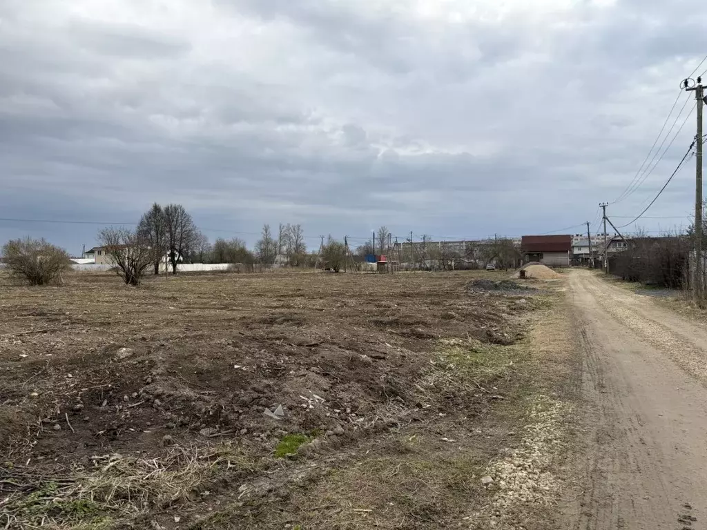 Участок в Ленинградская область, Гатчинский район, д. Большие Колпаны  ... - Фото 0