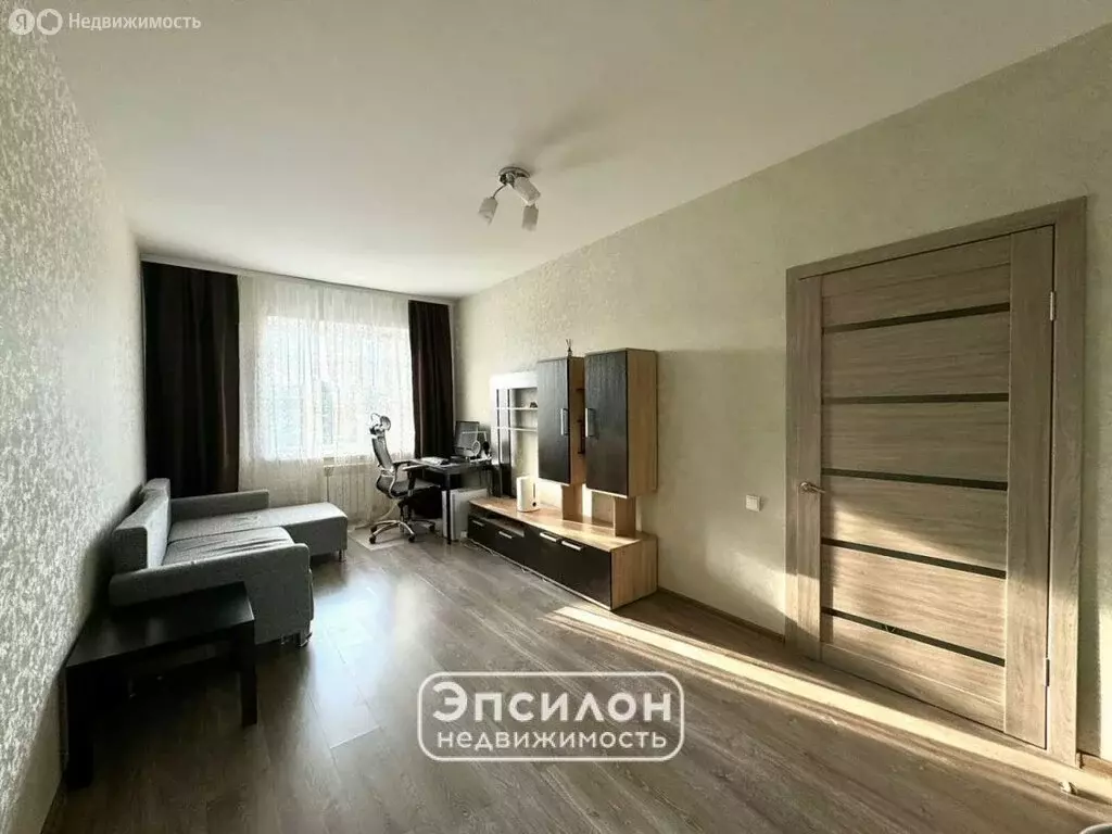 1-комнатная квартира: Курск, улица Перекальского, 11 (40 м) - Фото 1