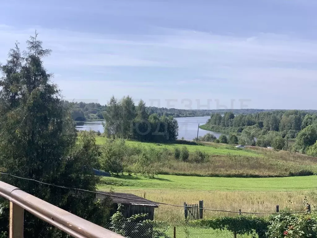 Дом в Новгородская область, Новгородский район, Савинское с/пос, д. ... - Фото 0