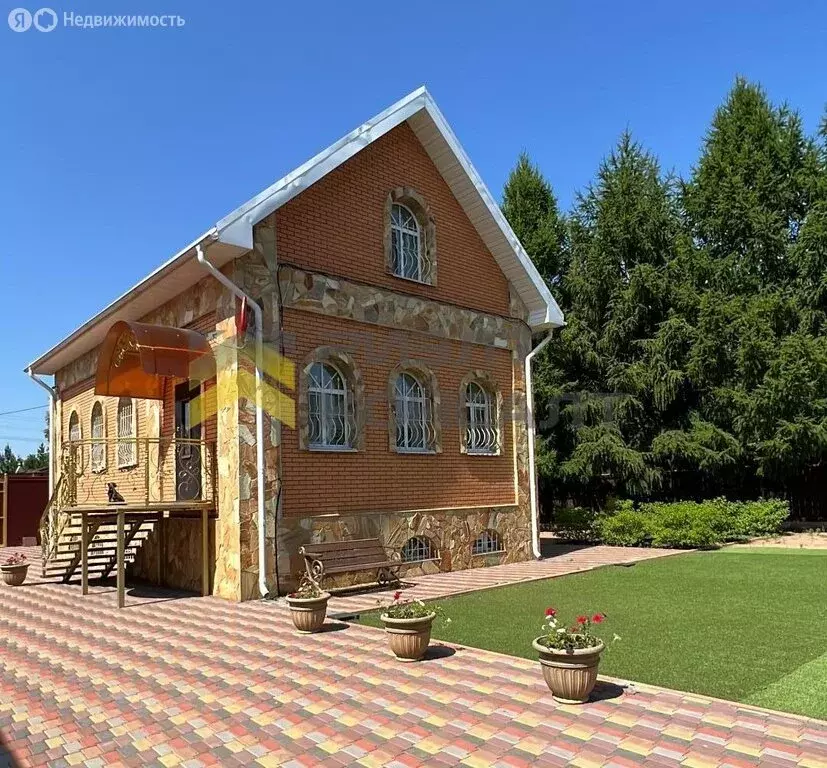 Дом в село Усть-Заостровка, Тихая улица, 1 (172 м) - Фото 0