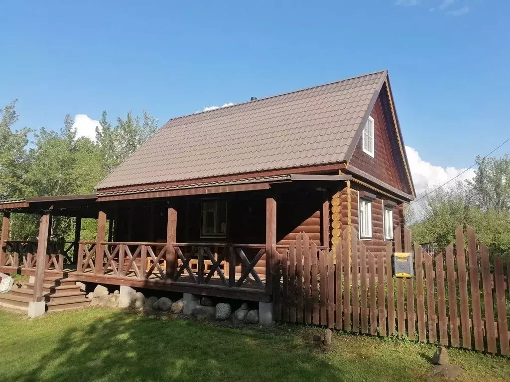 Дом в Новгородская область, Шимский район, Медведское с/пос, д. ... - Фото 1
