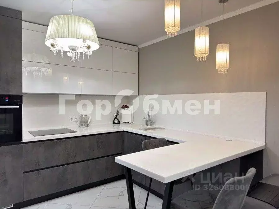 3-к кв. Московская область, Одинцово ул. Каштановая, 4 (89.1 м) - Фото 0