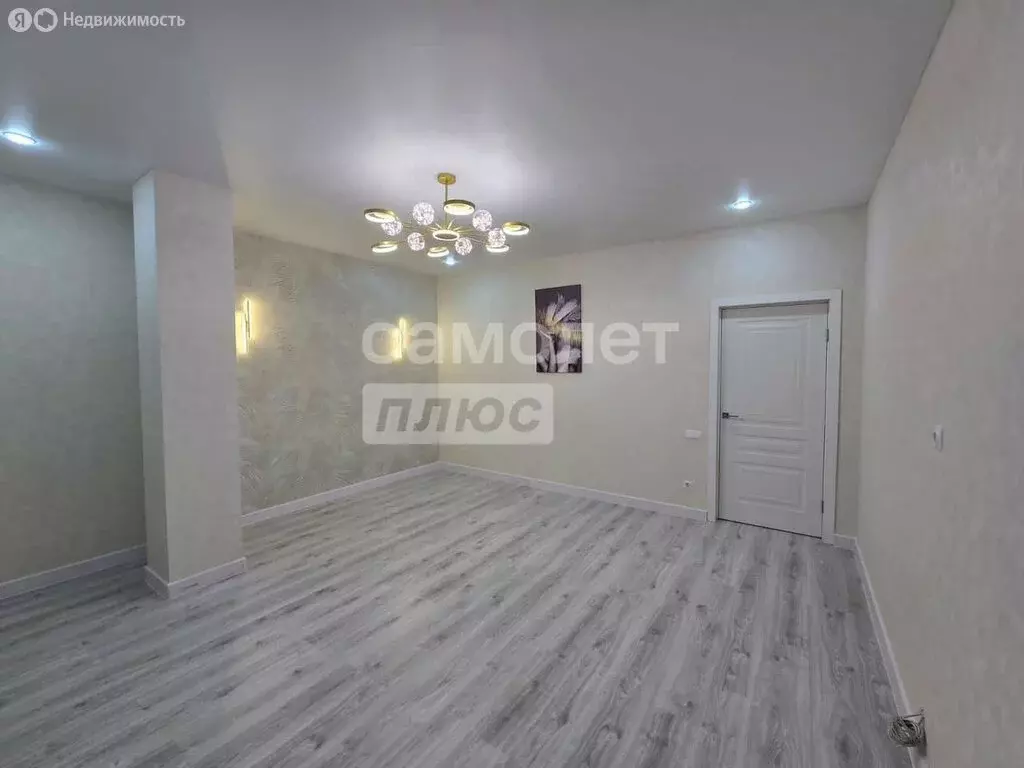 2-комнатная квартира: Нальчик, улица Тлостанова, 32 (62 м) - Фото 1