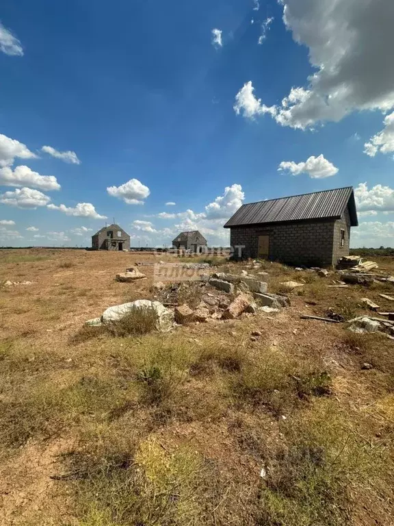 Участок в Астраханская область, Приволжский район, пос. Кирпичного ... - Фото 1