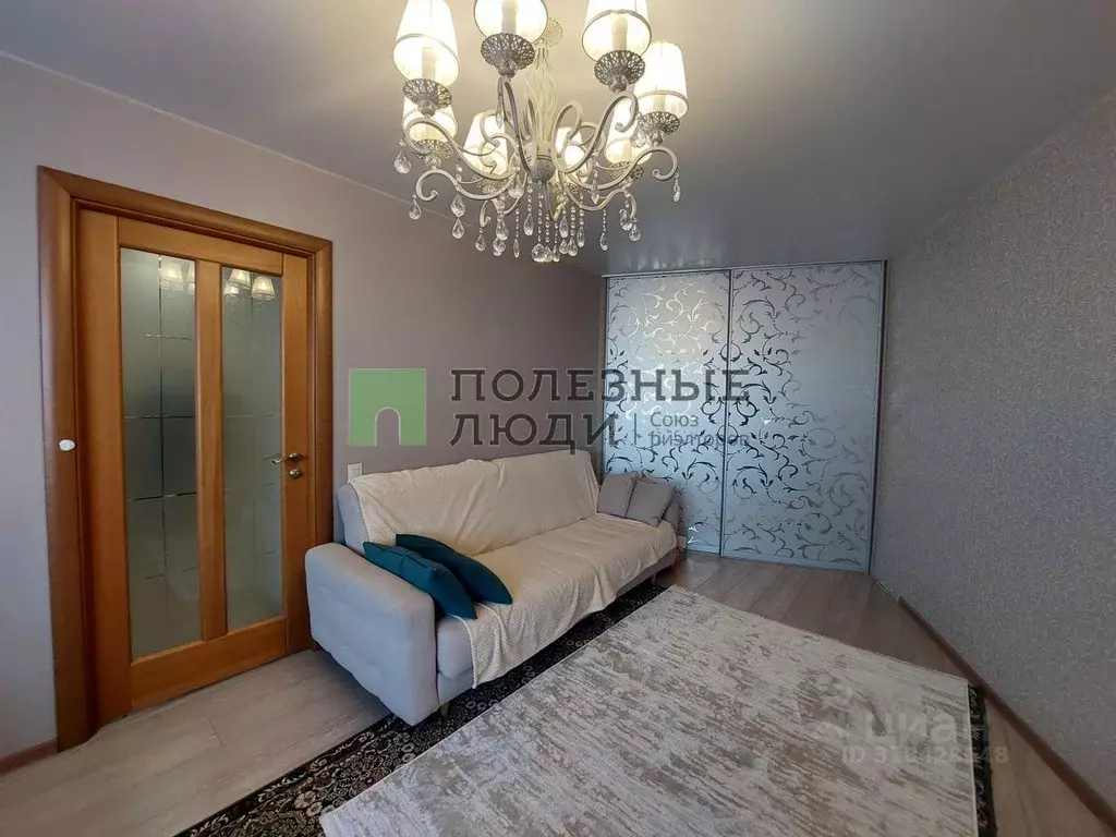 4-к кв. Курганская область, Курган Заозерный жилрайон, 6-й мкр, 15 ... - Фото 1