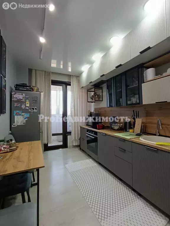 3-комнатная квартира: Кызыл, Иркутская улица, 18 (59 м) - Фото 1