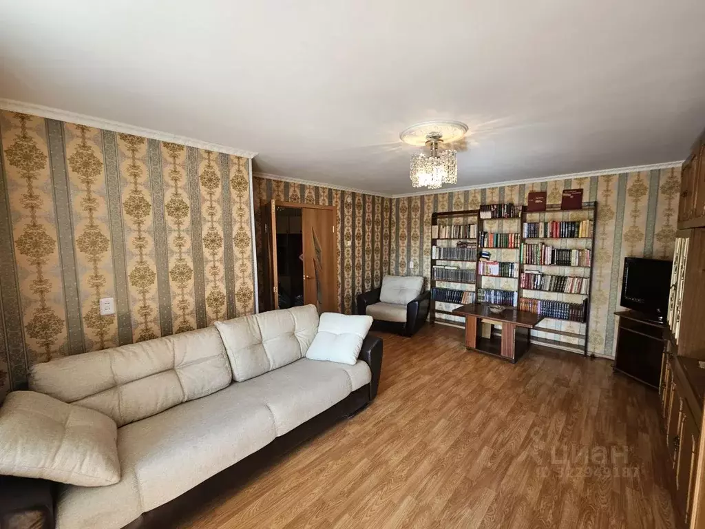2-к кв. Новгородская область, Старая Русса Городок мкр, 20к1 (67.3 м) - Фото 0