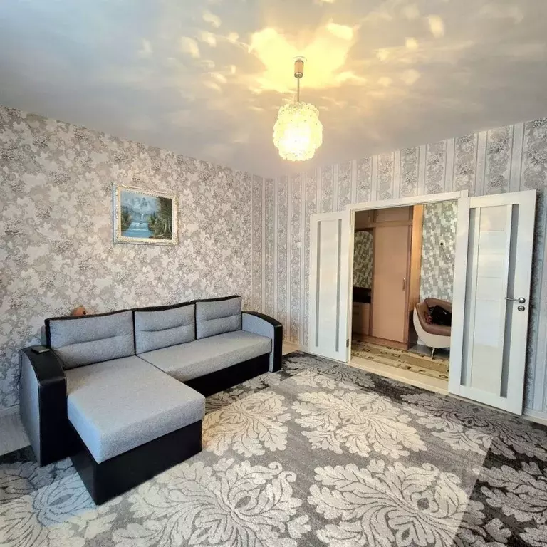 3-к кв. Кемеровская область, Новокузнецк Олимпийская ул., 24 (65.0 м) - Фото 1