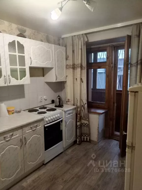 1-к кв. Кемеровская область, Кемерово просп. Шахтеров, 83 (34.6 м) - Фото 0