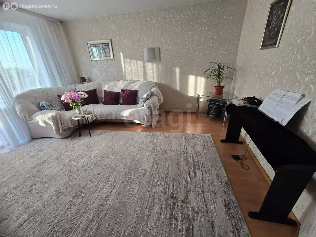 3-комнатная квартира: Томск, Новосибирская улица, 43 (64.8 м) - Фото 1
