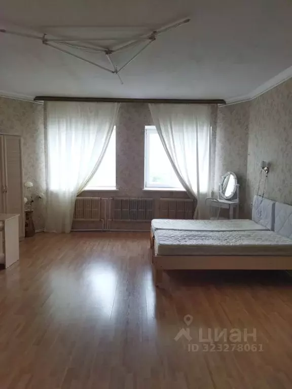 1-к кв. Оренбургская область, Оренбург ул. Челюскинцев, 14 (43.0 м) - Фото 1