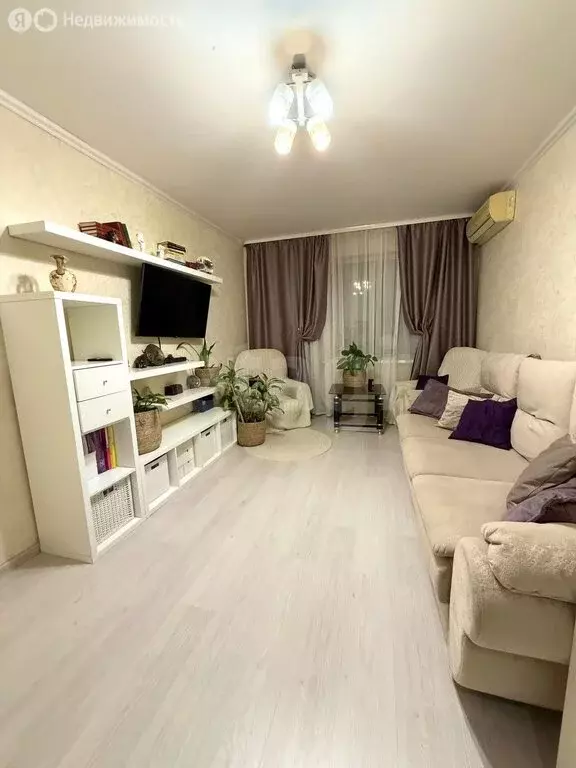 2-комнатная квартира: Пермь, улица Крисанова, 8 (43.2 м) - Фото 2