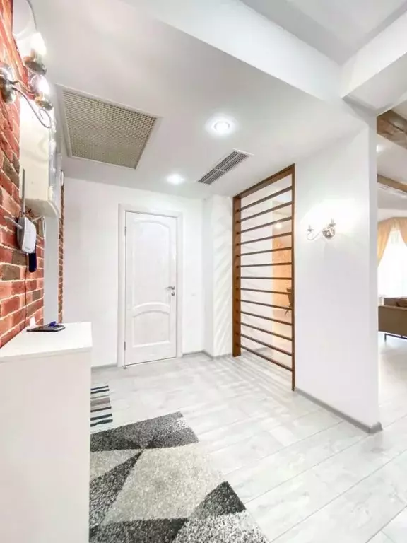 2-к кв. Иркутская область, Иркутск Пионерский пер., 11 (90.0 м) - Фото 1
