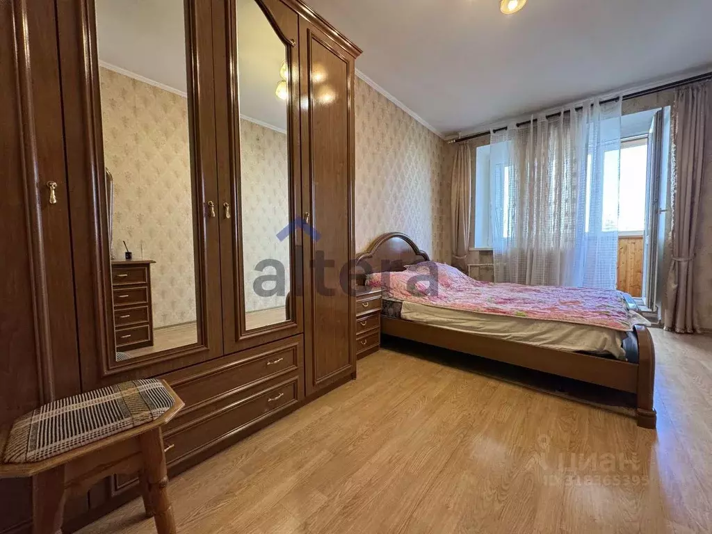 3-к кв. Татарстан, Казань ул. Кулахметова, 17к4 (94.0 м) - Фото 0