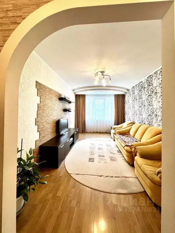 3-к кв. Челябинская область, Челябинск ул. Чичерина, 25А (69.5 м) - Фото 0